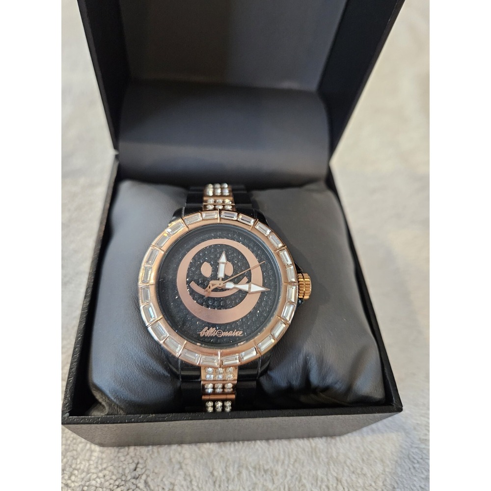Billionaire Smile Womens Wrist Watch With Crystal‎ Accents 6308m Water Resistant
